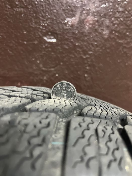 Зимова резина 195 /65 R15 Dunlop Response разом з дисками BMW