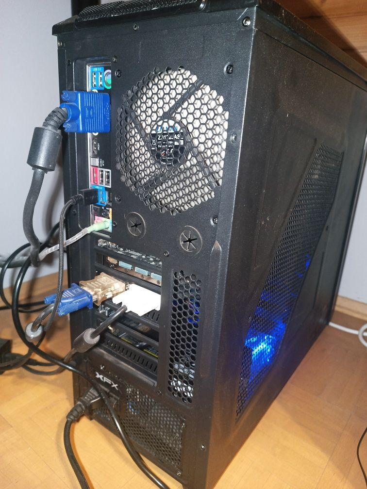 Komputer, gtx 970 gigabite, i7 3770k, 16gb ram ddr3 Kingston, as rock