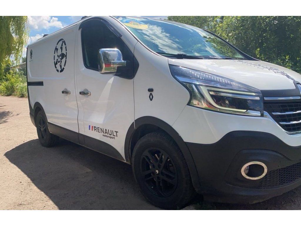 Renault Trafic 2015+ Накладки на арки (черные)