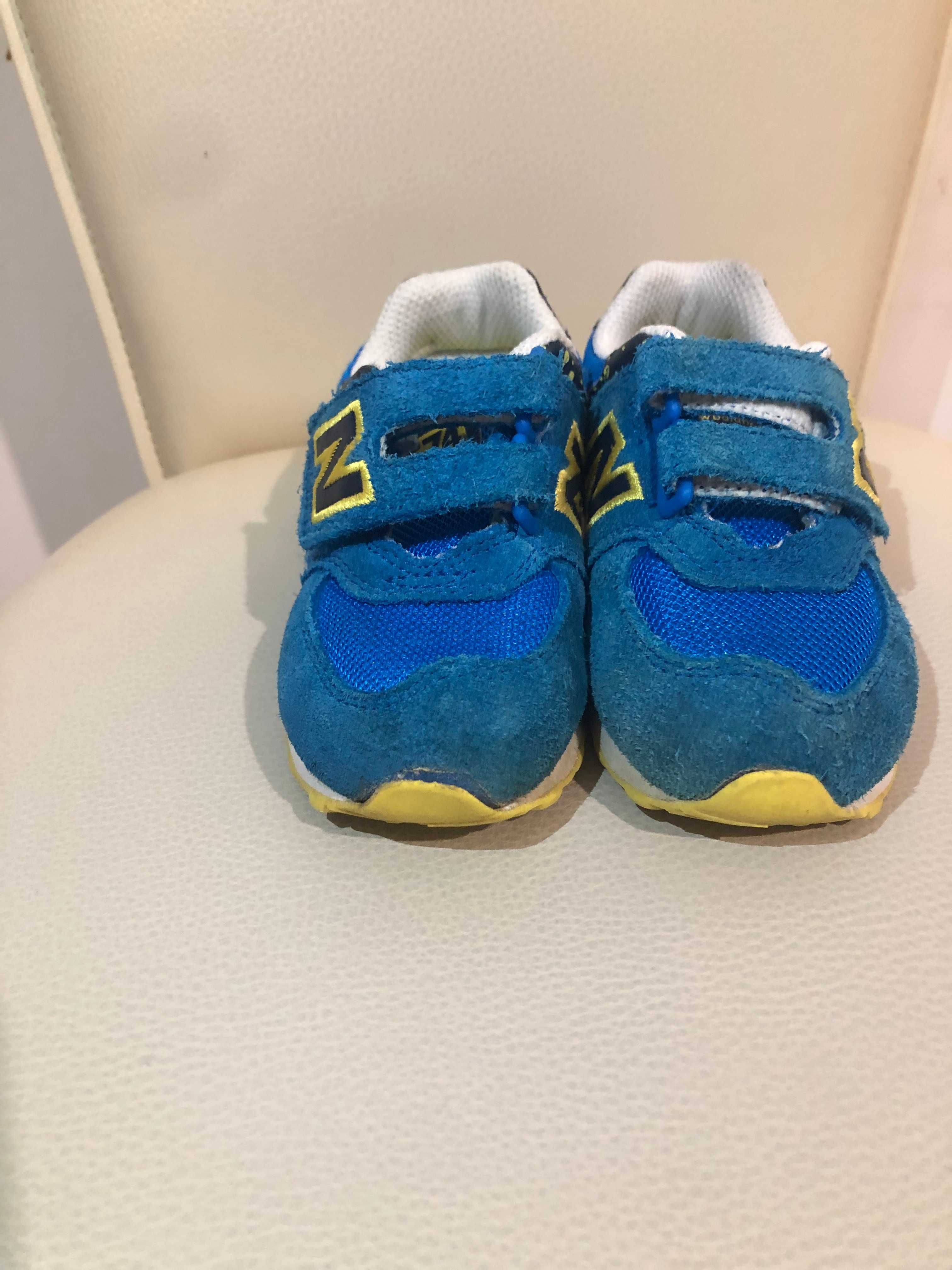 Дитячі кросівки New Balance 574 KG574YSI  23 розмір