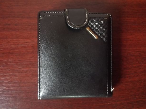 Чорний чоловічий гаманець, жіночий гаманець, має багато внутрішніх киш