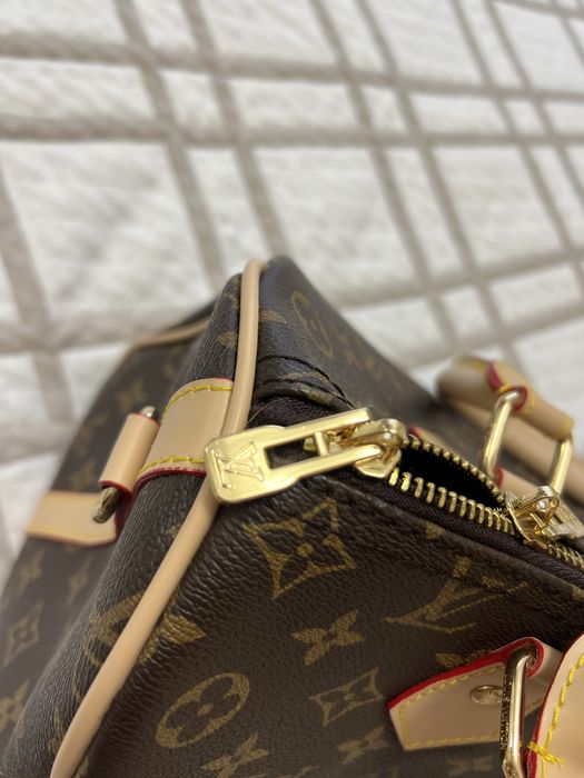 Продам сумки жіночі