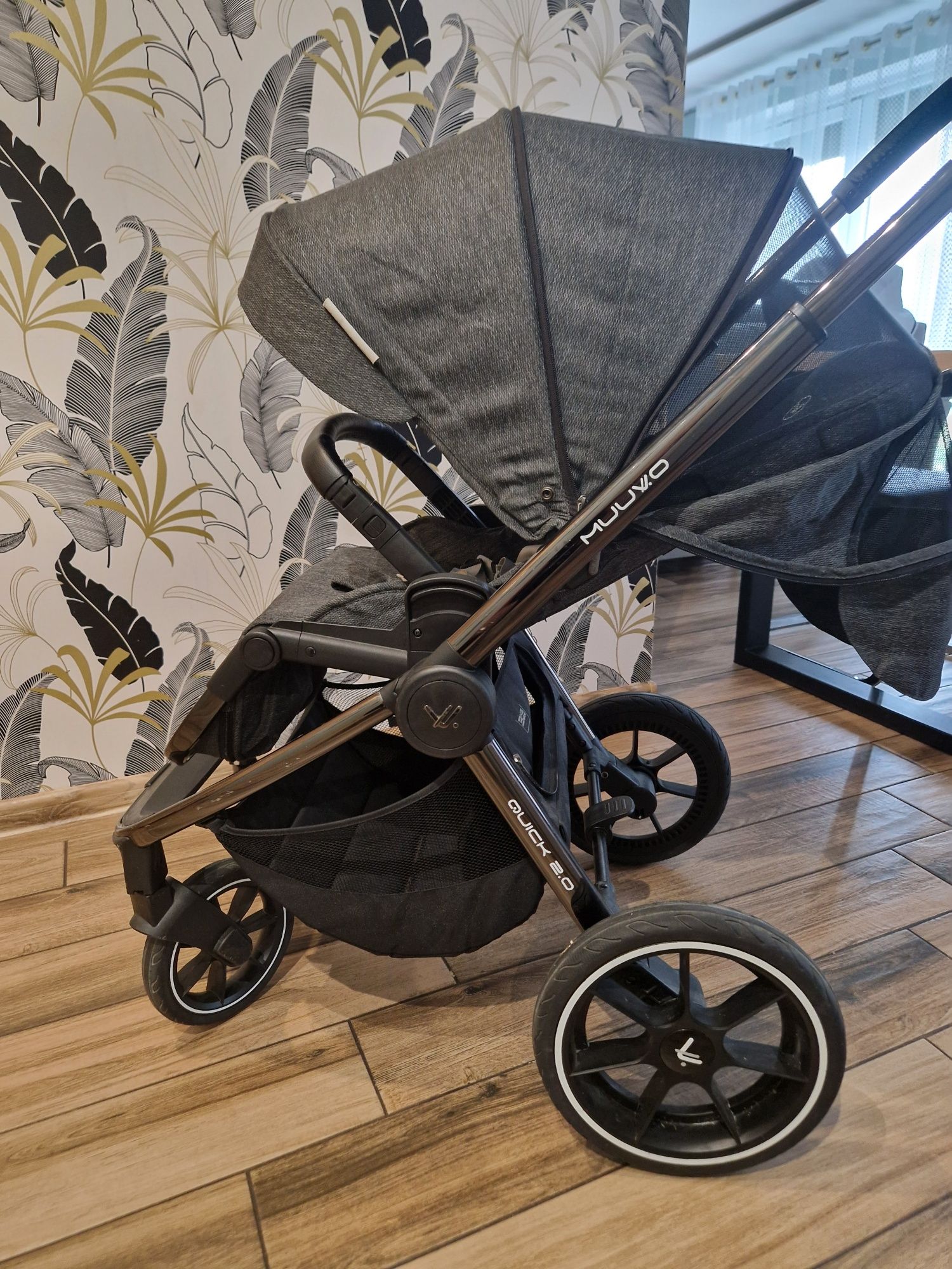Wózek 2w1 Muuvo quick 2.0 z gondolą XXL Black chrome Anthracite