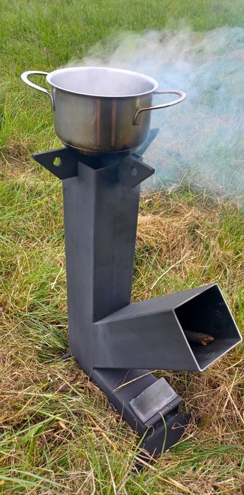 Piecyk rakietowy, kuchenka, camping.