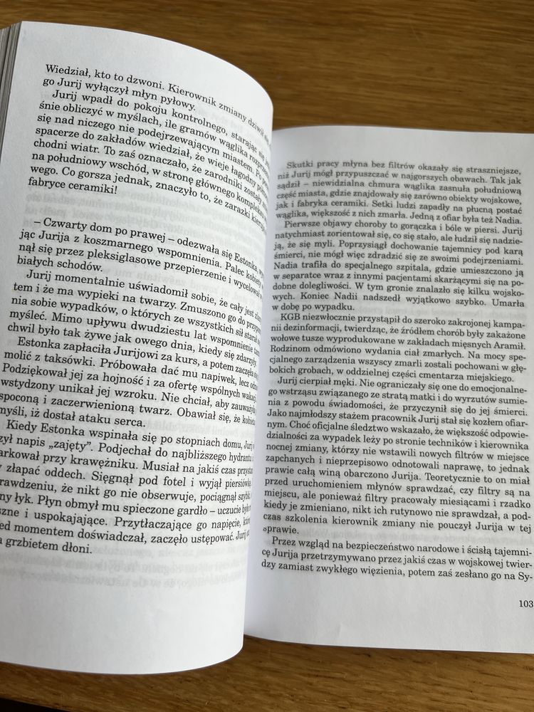 Robin Cook Nosiciel triller medyczny