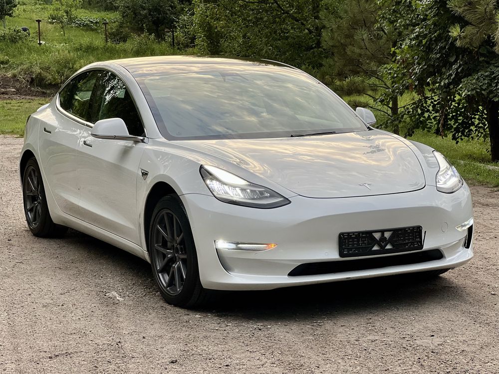 Tesla Model 3 Long Range Dual Motors