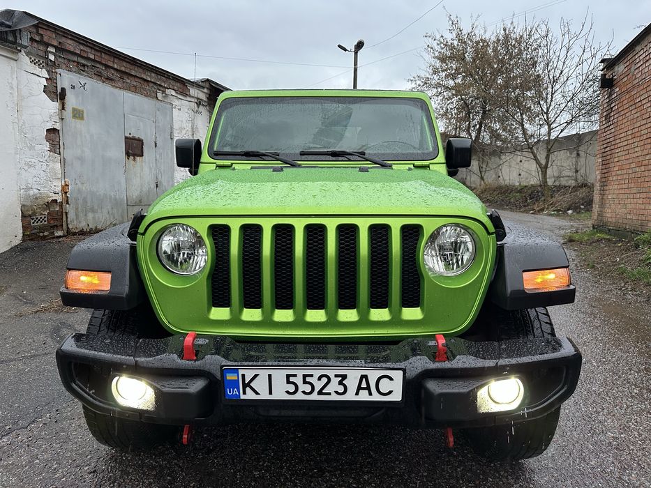 Jeep Wrangler Sport edition в ідеальному стані