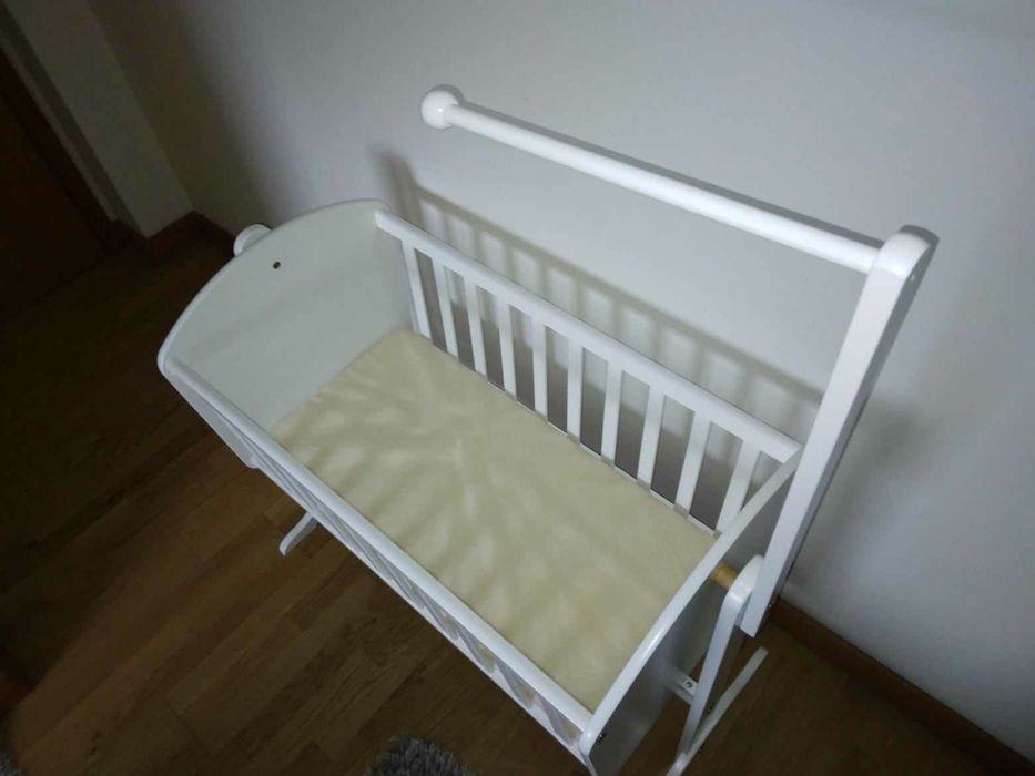 Berço de bebé excelente