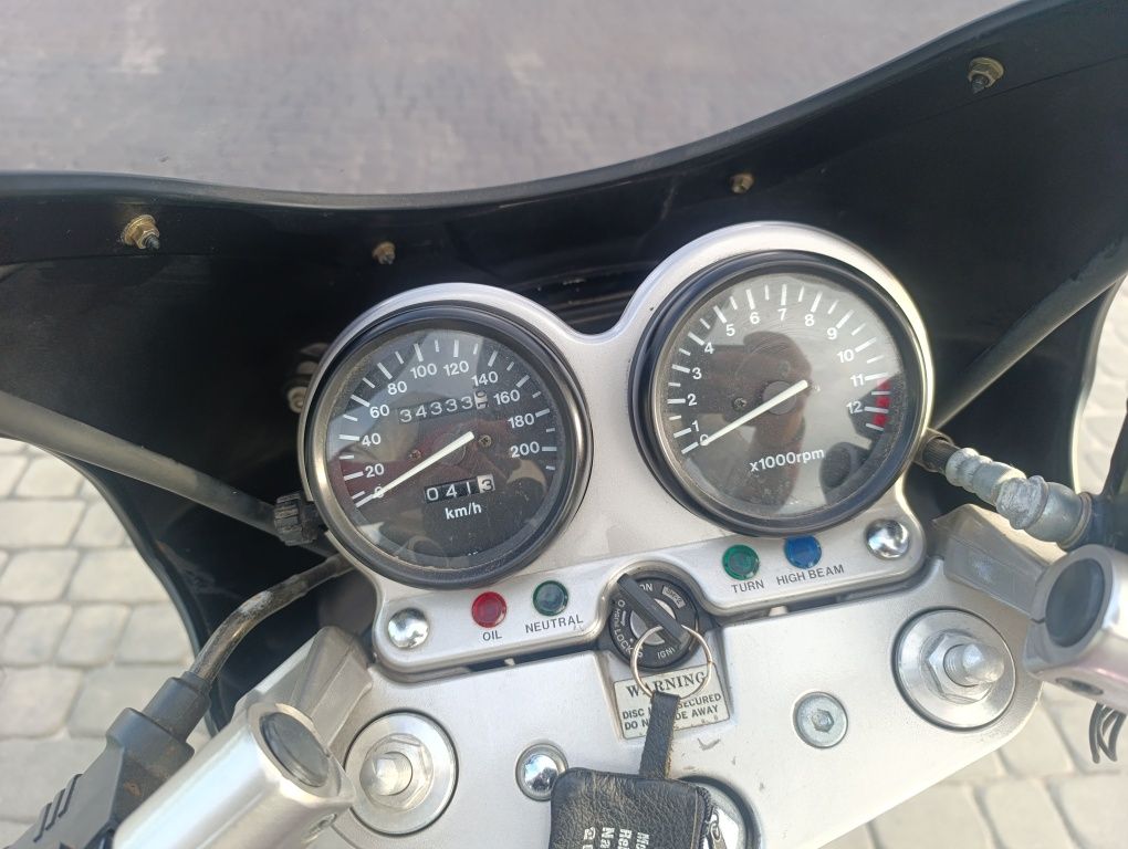 Свіжопригнаний Suzuki GS500