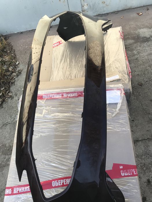 Бампер Форд Фьюжн оригинал биток