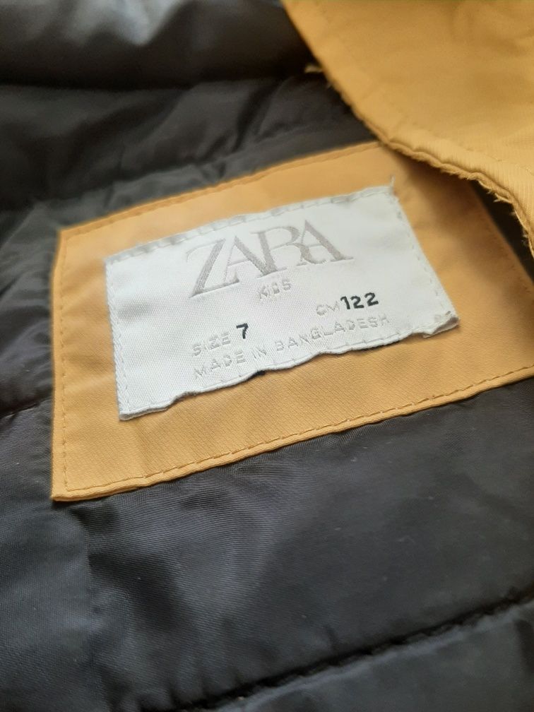 Куртка,  плащ непромокаемый Zara для мальчика