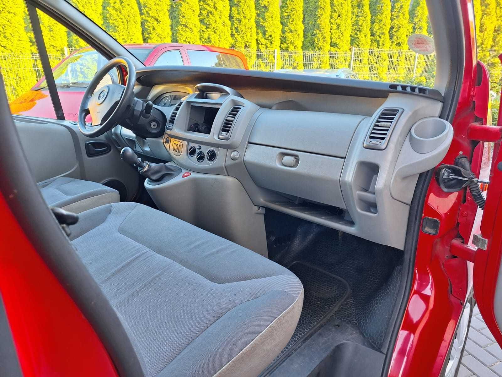 Opel vivaro 2.0 90 ps skrzynia biegów po regeneracji . 100 % sprawny