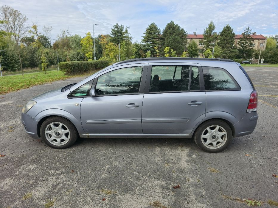 Opel Zafira B 1.9CDTI 120KM