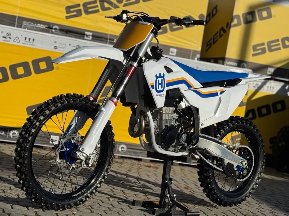 Husqvarna FC Husqvarna FC450 FC 450 Heritage model 2023, znikomy przebieg - 22mth