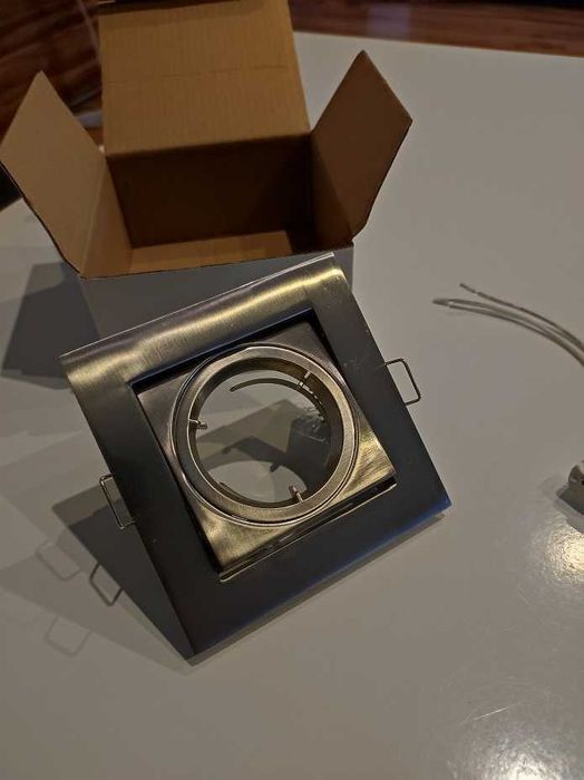 Oprawki  halogenowe satyna szczotkowana - okazja -7 sztuk - mega tanio