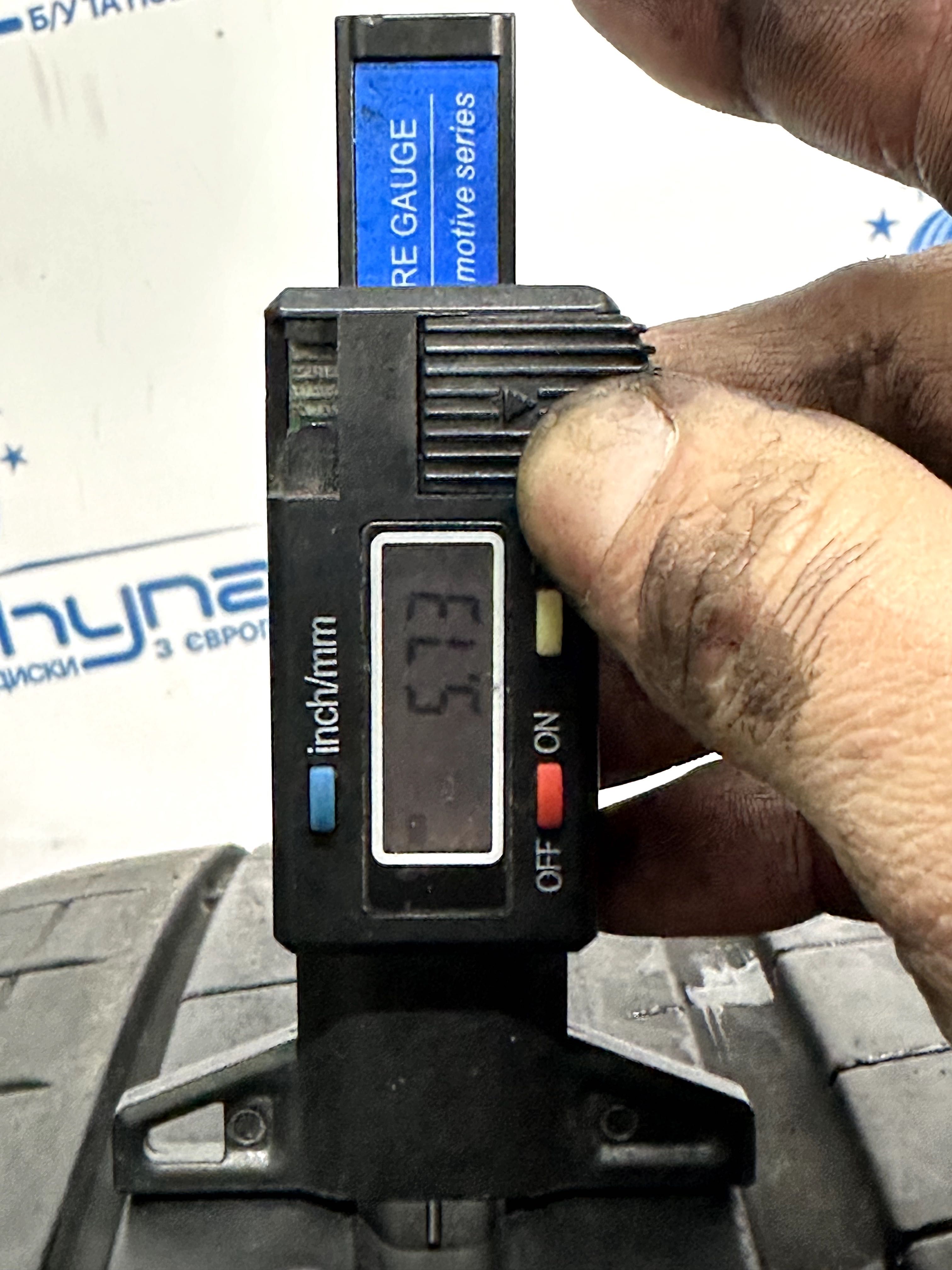 Літні шини 225 40 R19 93Y Pirelli P zero.  2023р