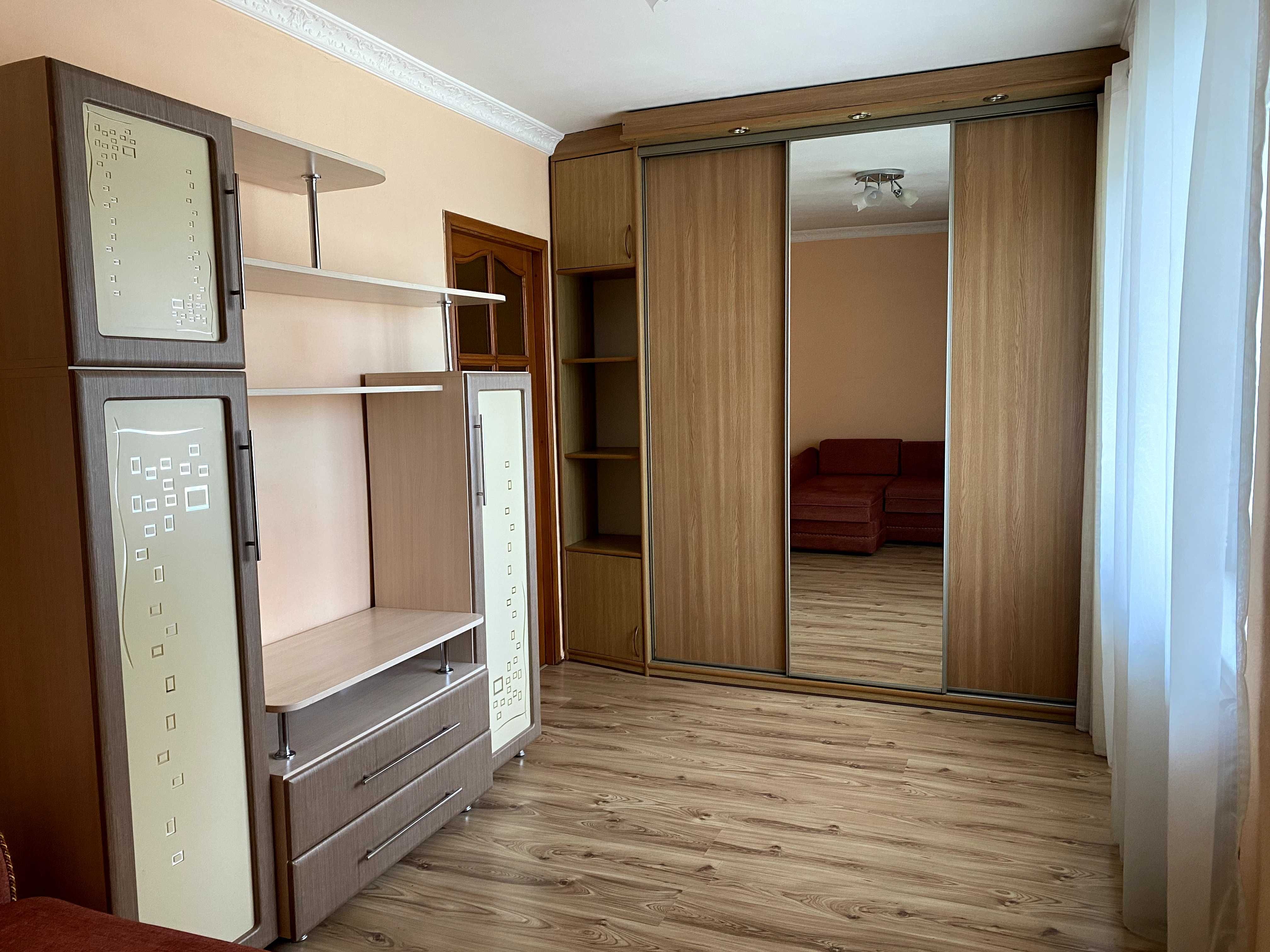 Довготривала оренда 3к квартири на вул. Бориспільська 43