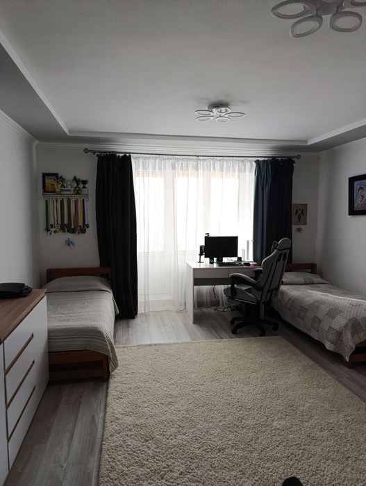 Квартира 2 кімнатних 80м2 вул.Корольова