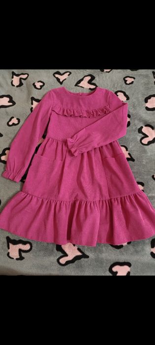 Сукня на дівчинку