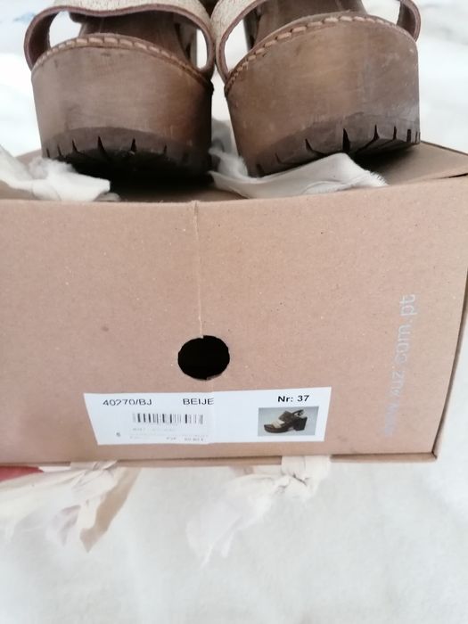 Sandálias marca XUZ