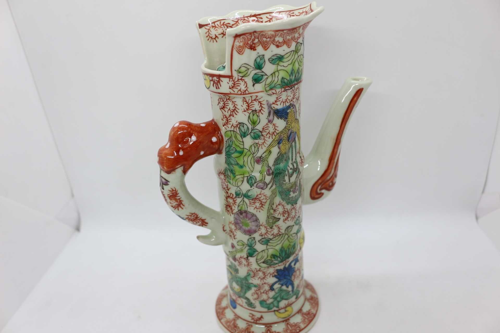Jarro em Porcelana Chinesa ao Estilo Tibetano Duomuhu