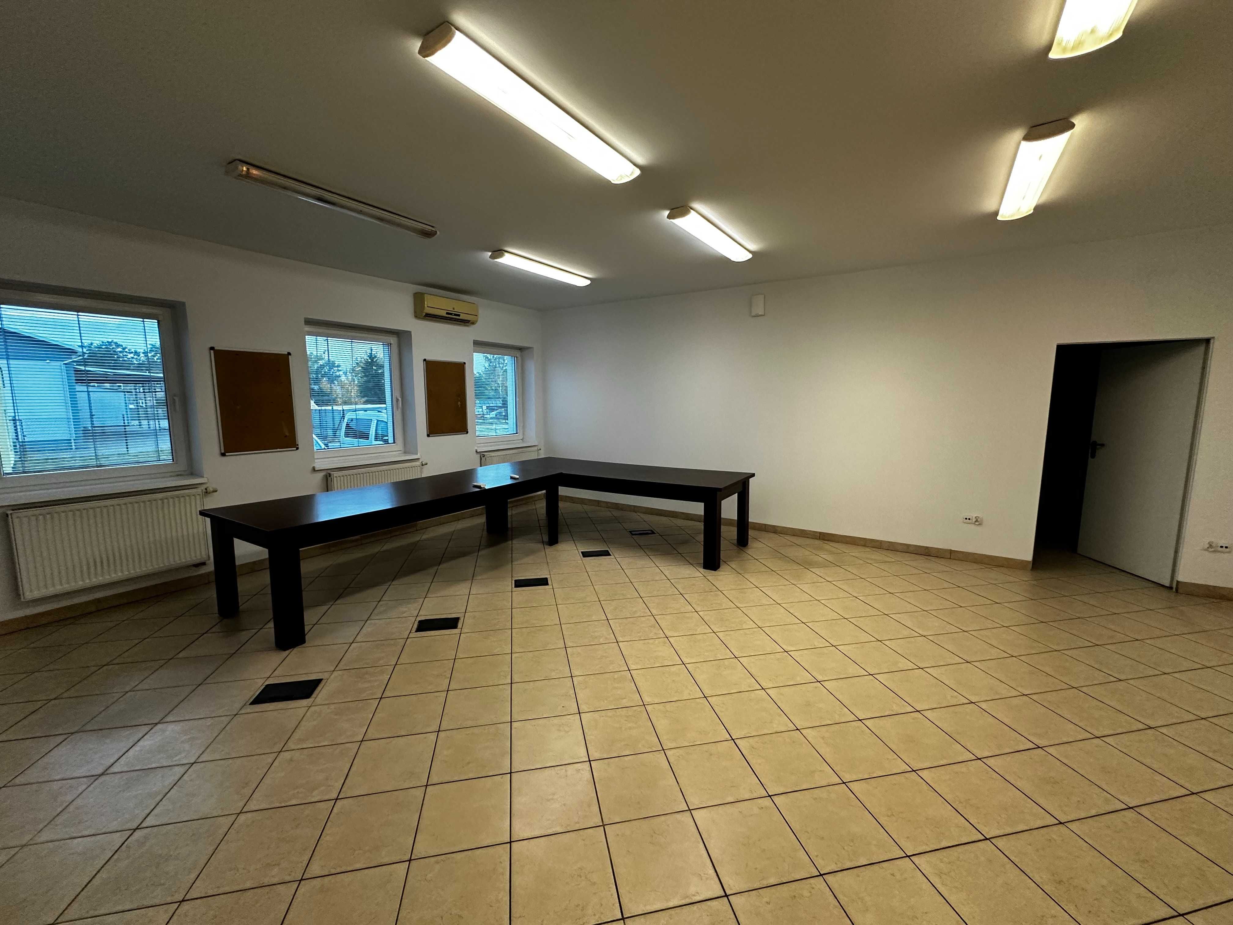 Nieruchomość 8000m2 - biurowiec, magazyn 2km od Mogilna
