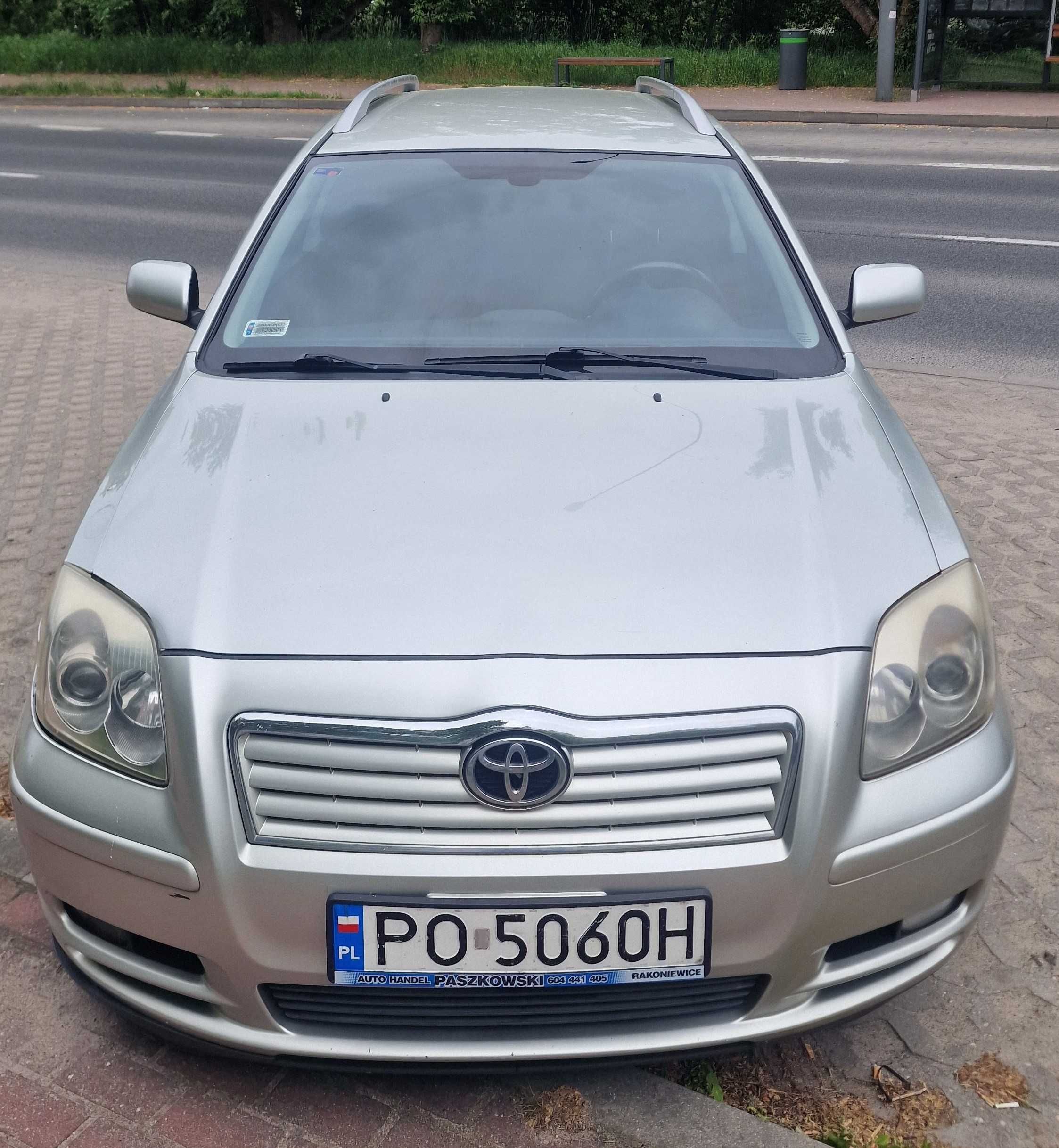 Toyota Avensis 1,8 Sol, 2003, Sprzedam.