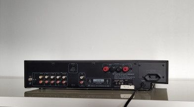 Wzmacniacz Acoustic research A-04