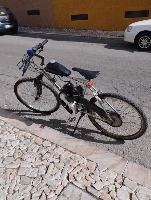 Bicicleta com motor