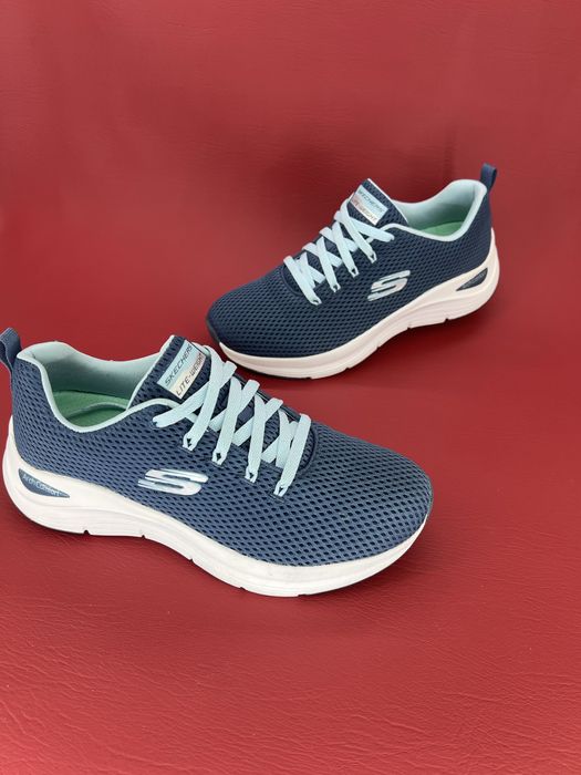 Кросівки жіночі 37р.24см. Skechers