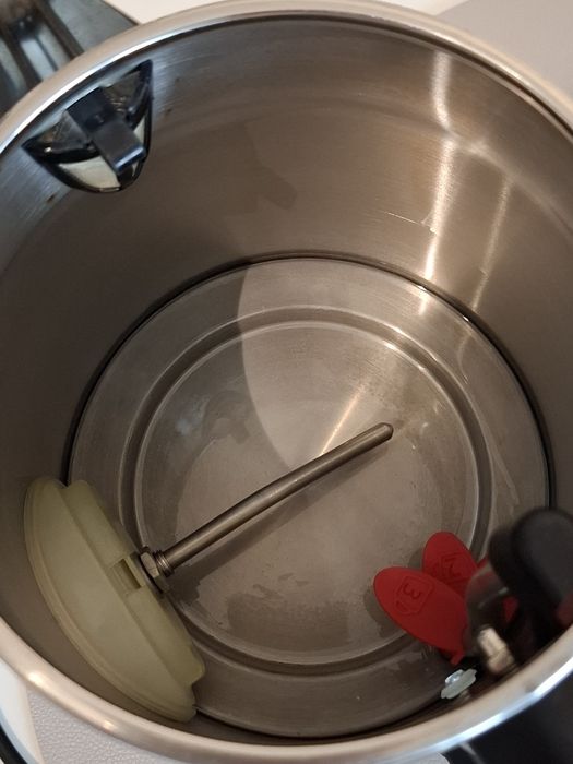 Электрочайник Russell Hobbs