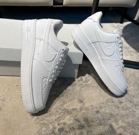 NikeAirForce1Low07White r.38