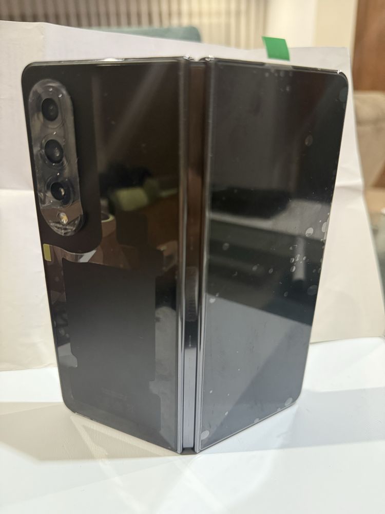 Samsung Galaxy Z Fold 4 em Garantia