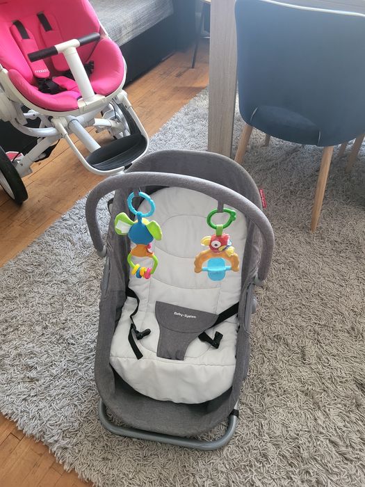 Leżaczek,  łóżeczko  Moby-  System