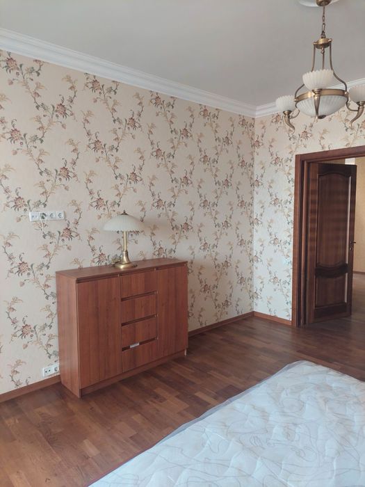Продам елітну квартиру в центрі Дніпра