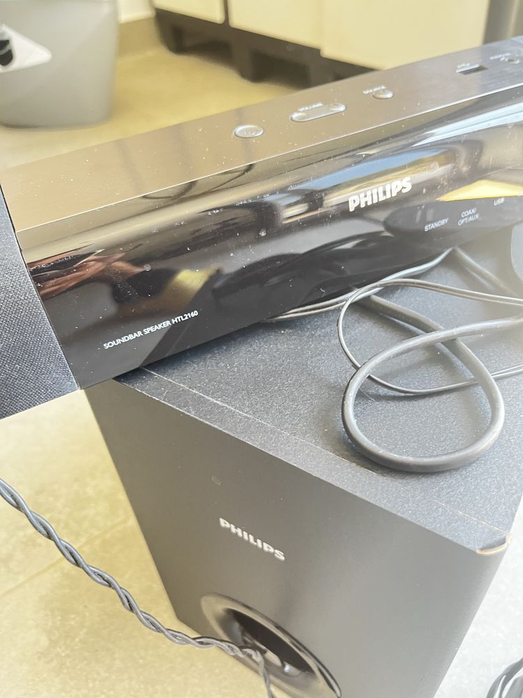 Soundbar philips htl2160
