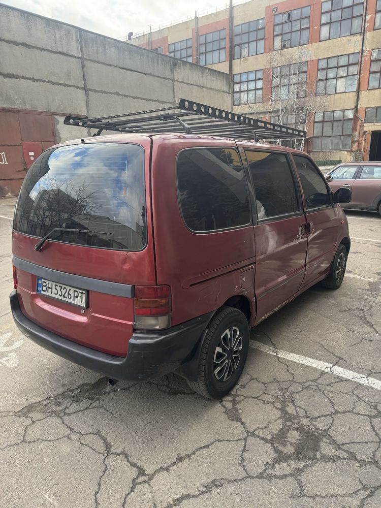 Продам хороший бусик Nissan Vanette 1.6 бензин 1996 год