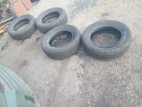 Продам шины R17 225/65