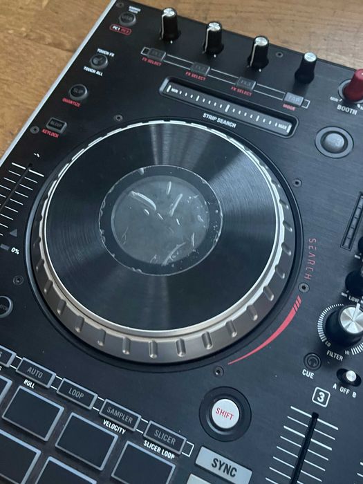 Kontroler DJ Numark NS6 II Serato 4-kanałowy