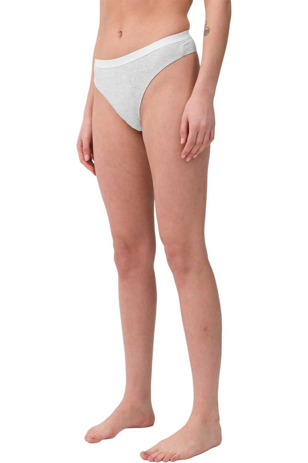 Majtki Stringi Figi 4F 2-pack bielizna damska: różne rozmiary