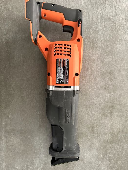 Ridgid/ AEG  piła szablasta akumulatorowa 24V / mocna