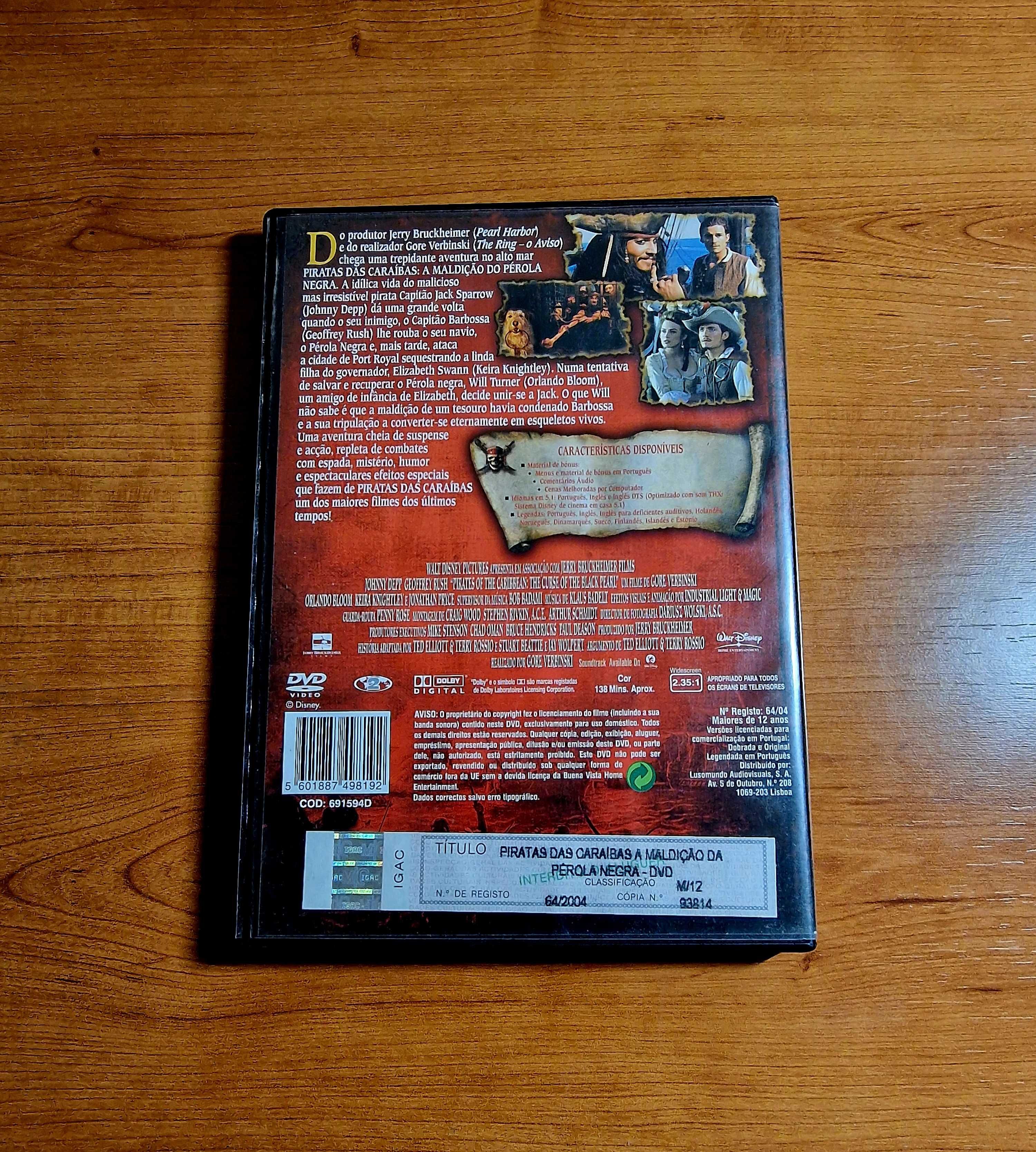 PIRATA DAS CARAÍBAS - A Maldição do Pérola Negra (Johnny Depp/Keira Kn