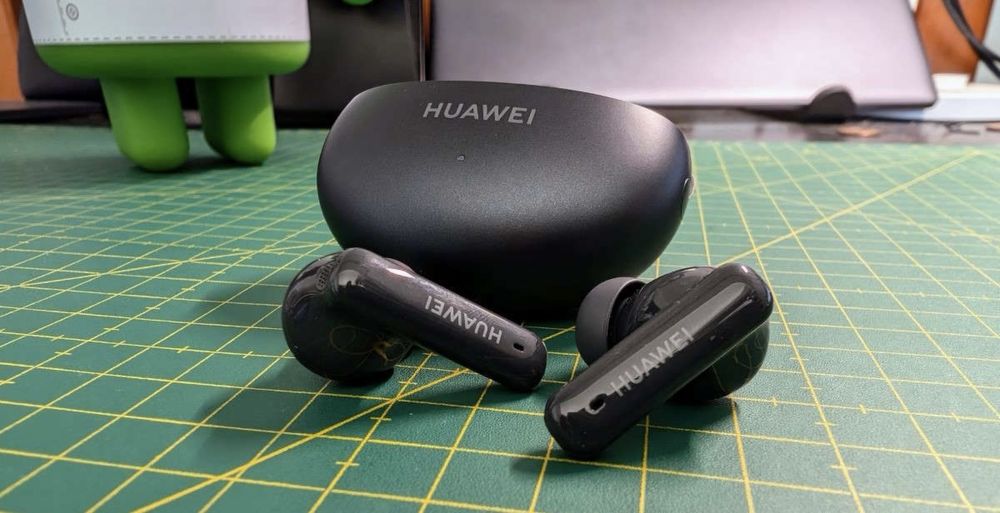 Huawei freebuds 6i como novos cor preto