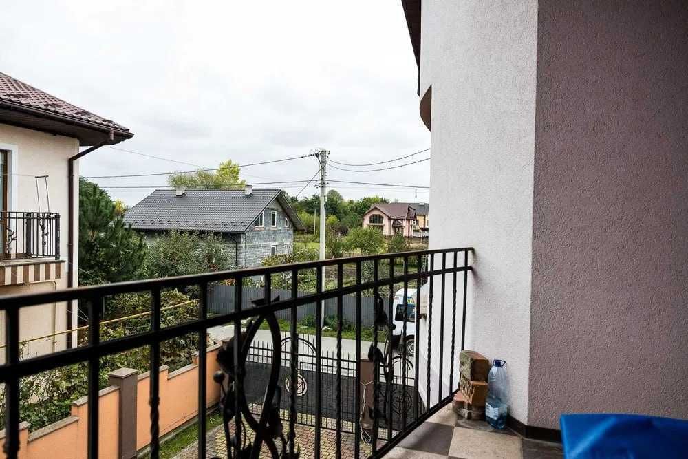 Дуплекс з ДІЛЯНКОЮ та гаражем