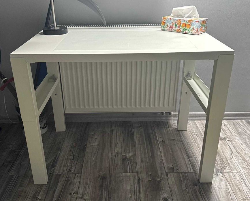 Sprzedam biurko regulowane dla dziecka ikea