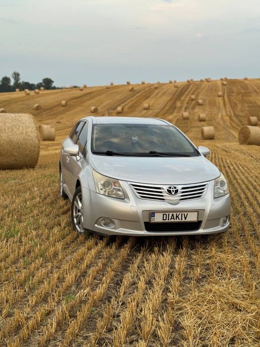Продам тойоту авенсіс  в хорошому стані, детальна інформація по номеру