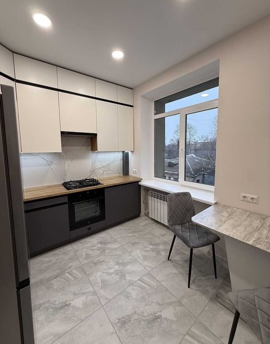 Сдам 1к квартиру на просп. Хмельницького Богдана 113