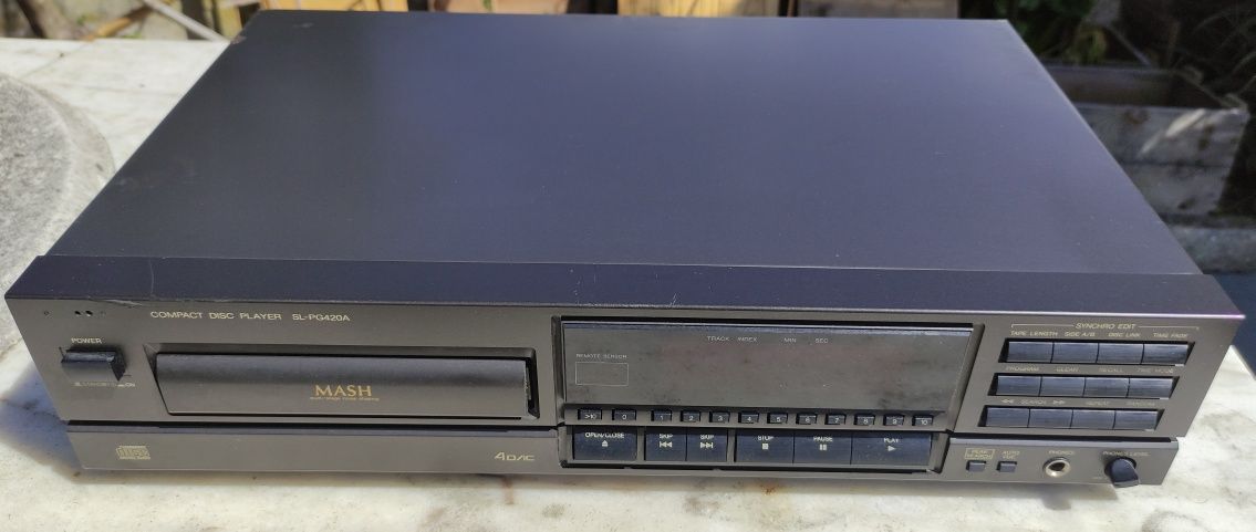 Leitor de CDs TECHNICS SL PG 420 A Mash