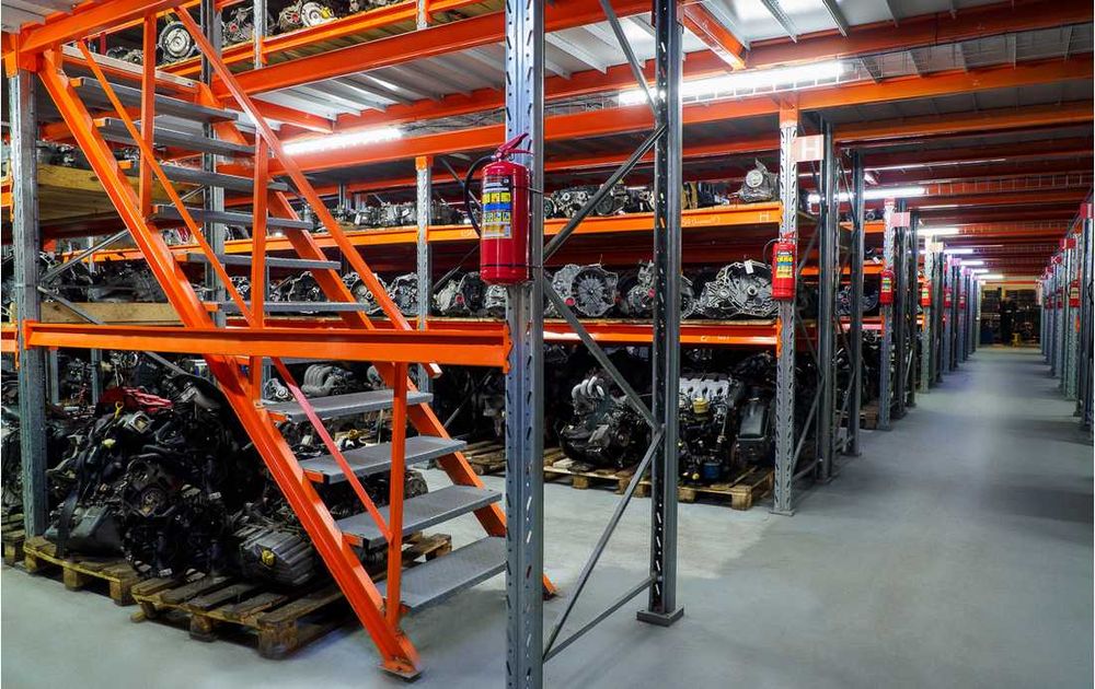 Разборка двигатель редуктор раздатка мкпп акпп запчастини розборка