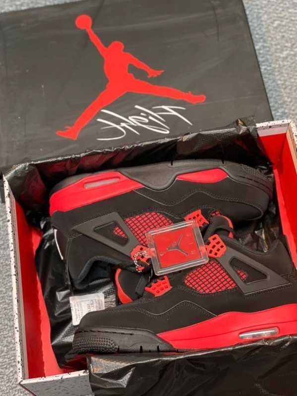Jordan 4 Retro Red Thunder ；R.43